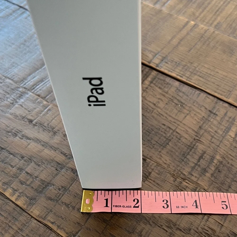 Apple iPad Box (Empty) for Display/Nostalgia/Keepsake 2010